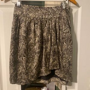 Club Monaco  100% silk mini skirt, size 0